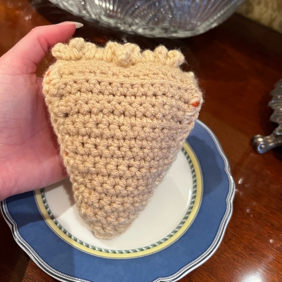 🎃 Hand Crocheted Pumpkin Pie Slice!! - Picture 4 of 10